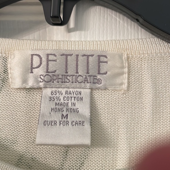 Spring sweater - Picture 2 of 3